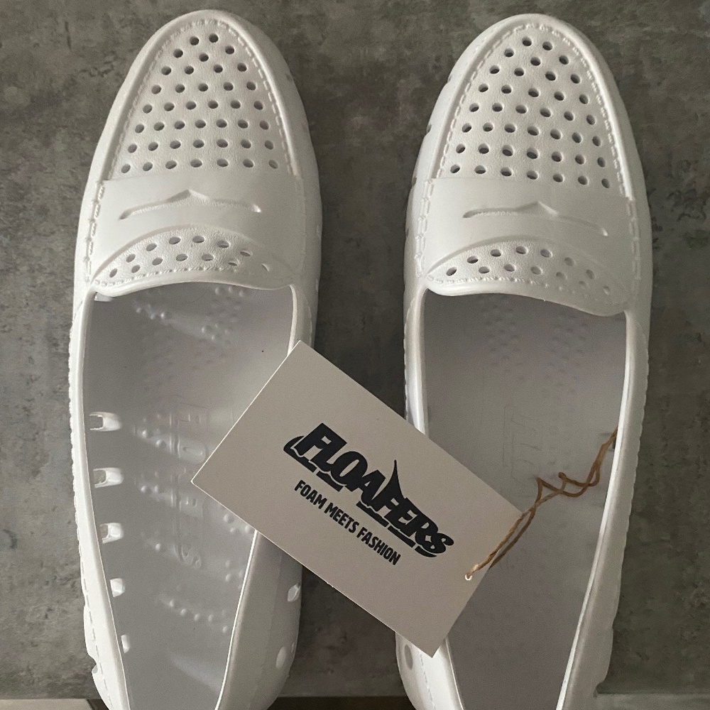 White Floafers: Size 8